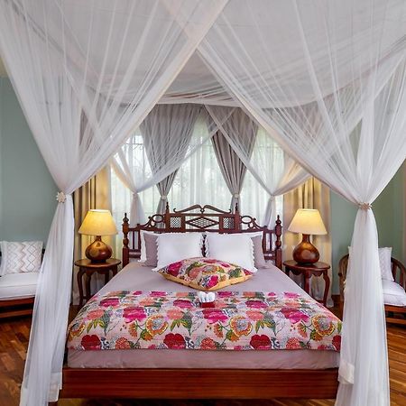Bed and Breakfast Ewange - A Casa Mia Кампала Екстер'єр фото
