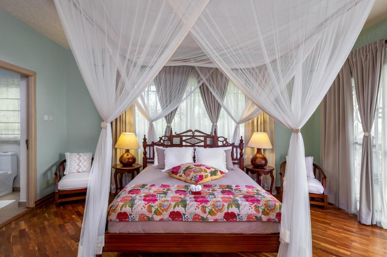 Bed and Breakfast Ewange - A Casa Mia Кампала Екстер'єр фото